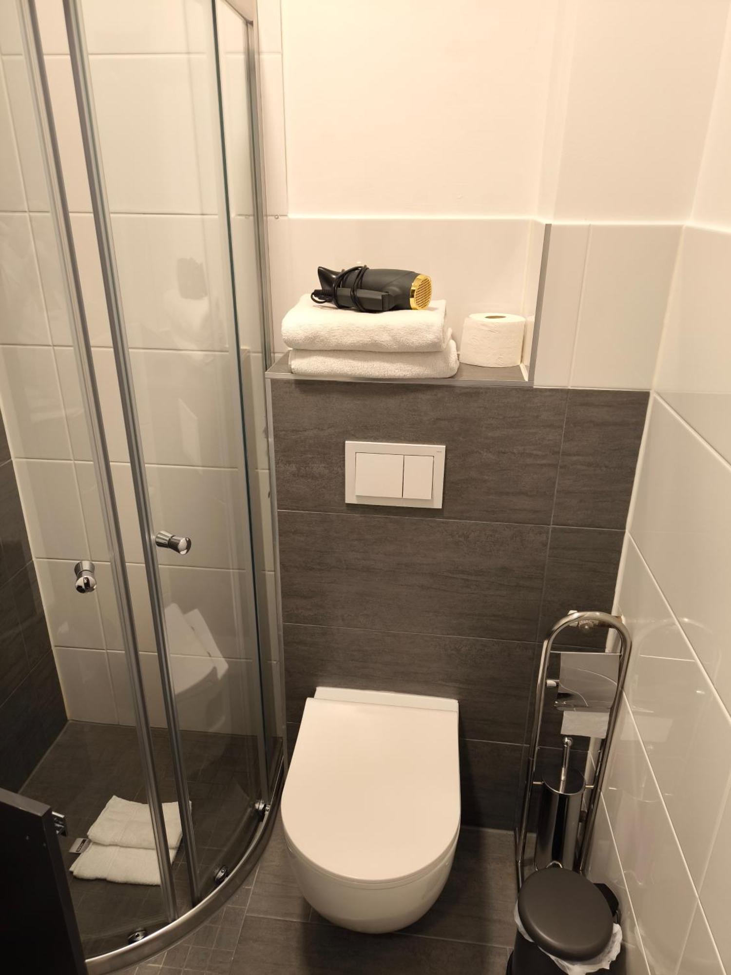 Loewen Hotel Radevormwald Dış mekan fotoğraf